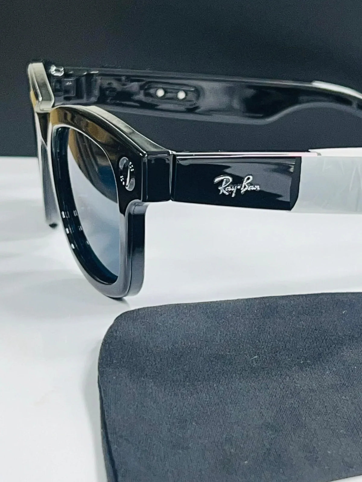 Smart Goggles with AI Camera, Voice Assistant & Built-In Music (Premium Replica) (Buy 1 Get 1 Free )